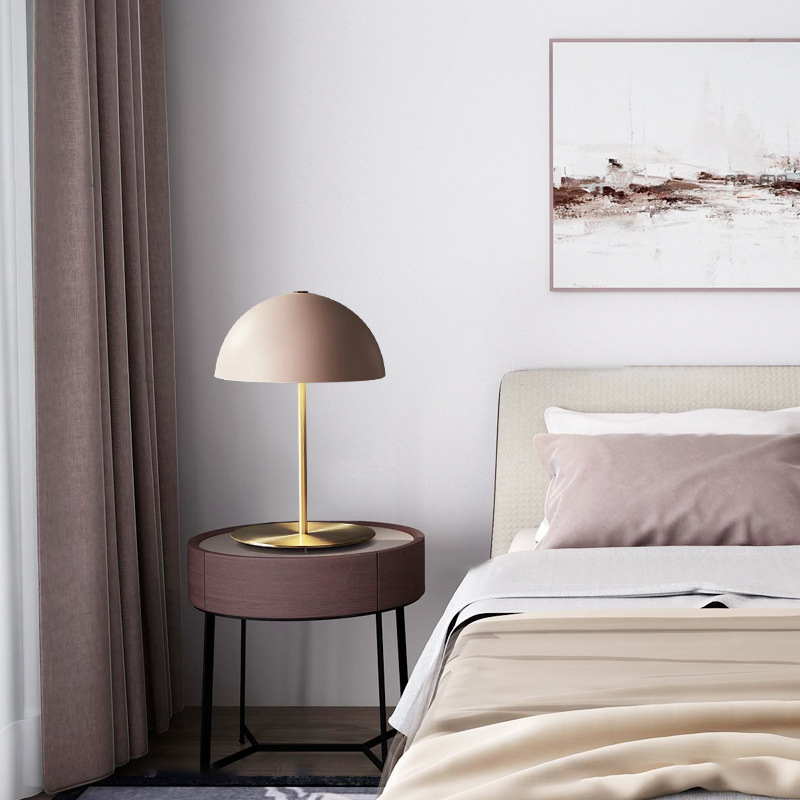 Nordic-style minimalist mushroom-shaped desk lamp for study